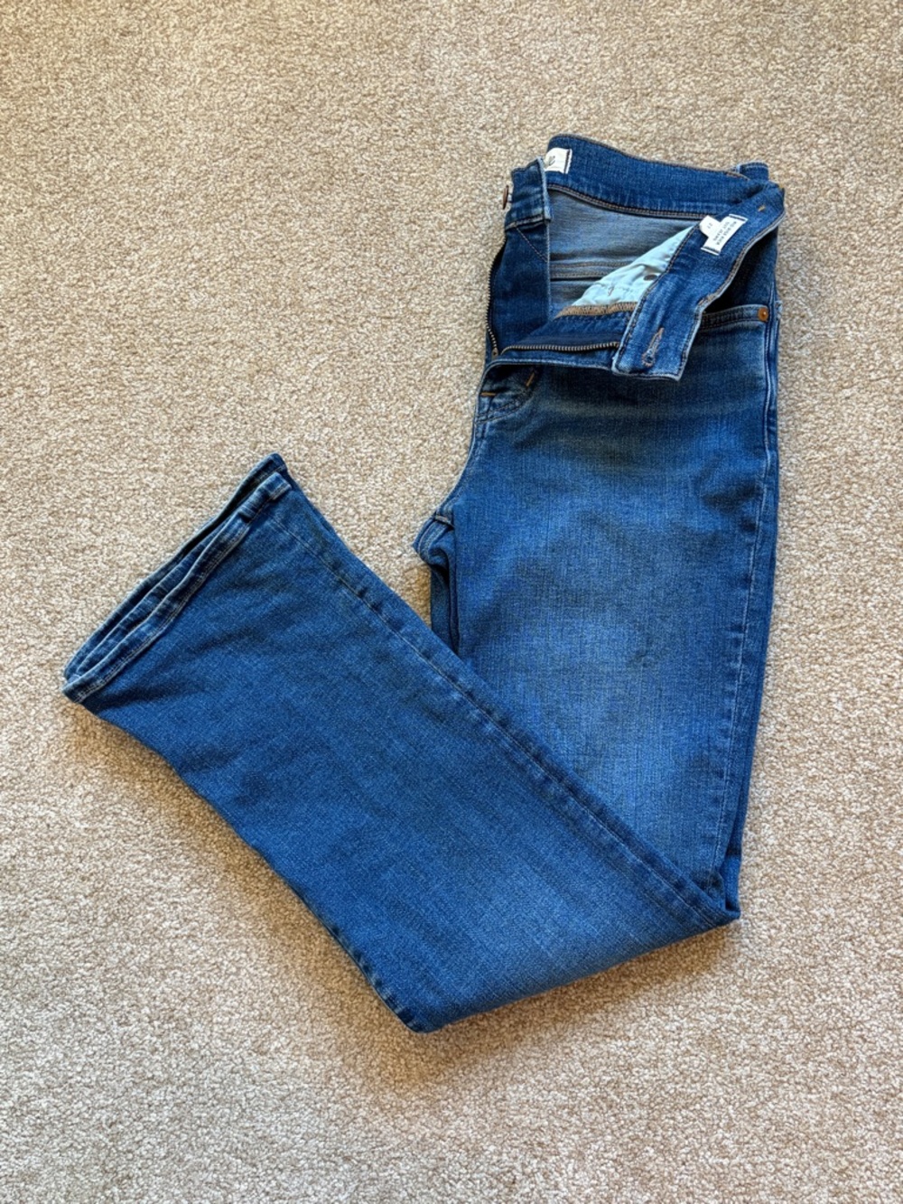 Madewell Mid Rise Kick Out Jeans